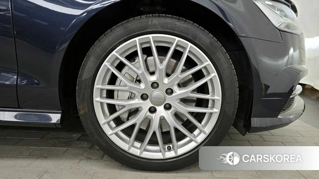 Audi New A6 id 4285770 из Кореи 13