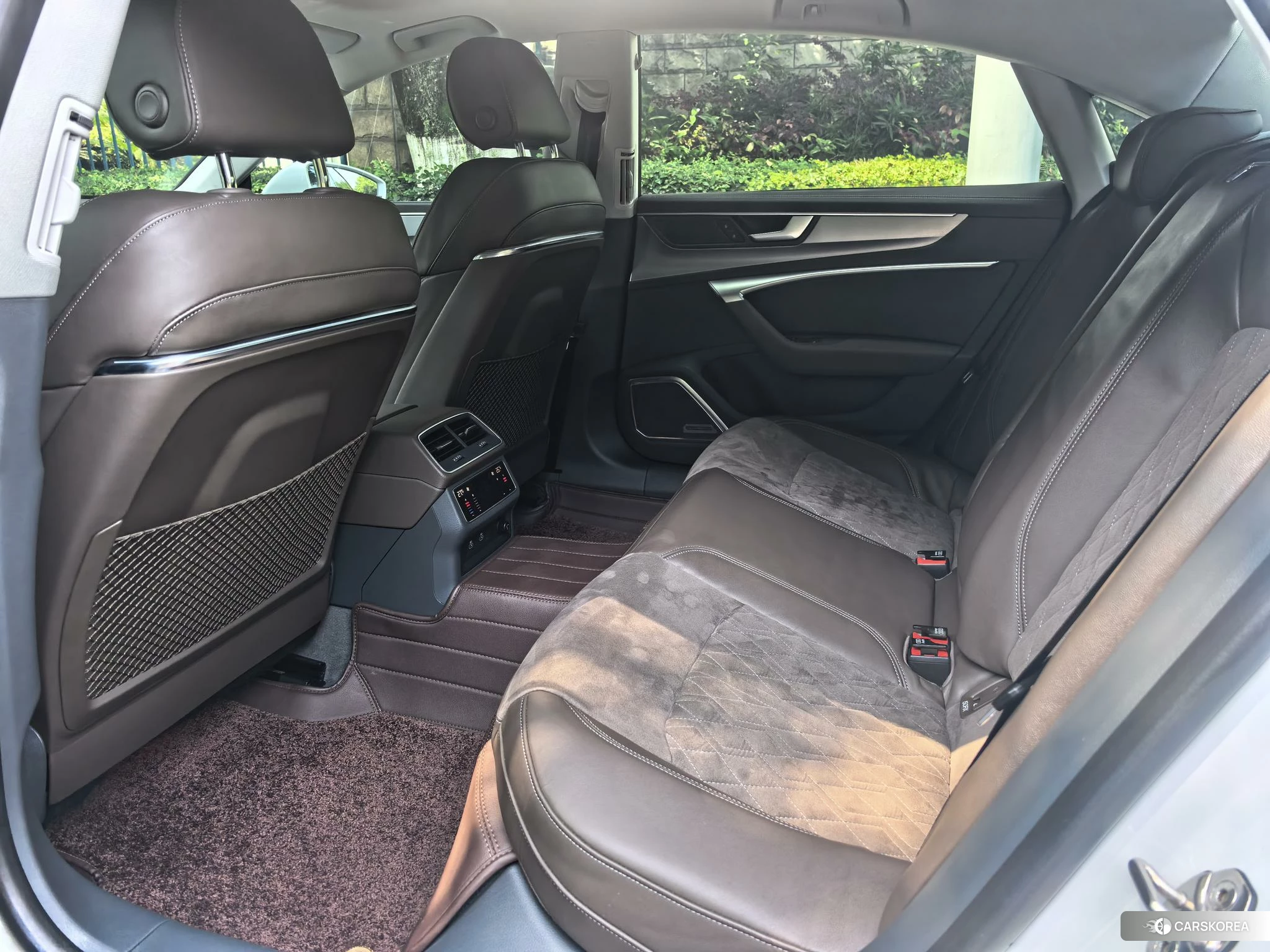 Audi A7L id 4479253 из Китая 13