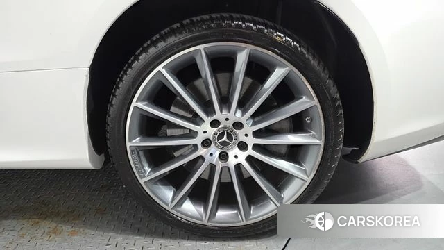 Mercedes-Benz E-Class W213 id 4458306 из Кореи 13