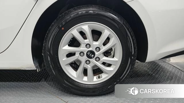 Kia Come New K3 id 4339690 из Кореи 13