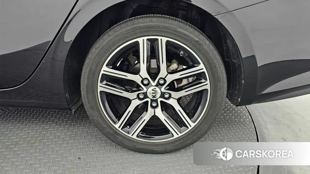 Kia Come New K3 id 4202953 из Кореи 13