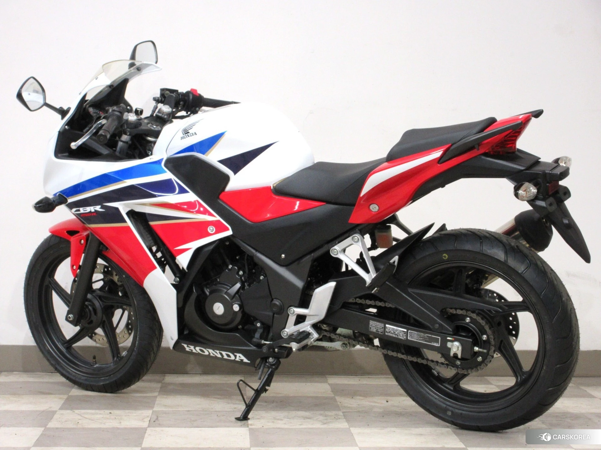 Honda CBR250R id 3947907 из Японии 13