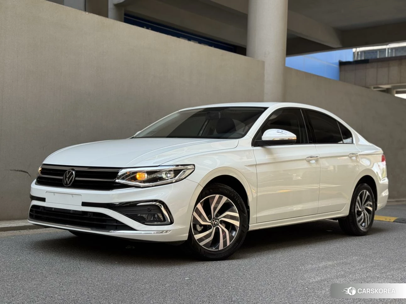 Volkswagen Bora id 4513815 из Китая 13