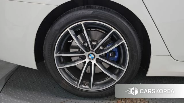 BMW 5 Series (G30) id 4294219 из Кореи 13