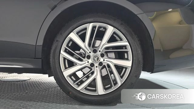 Mercedes-Benz E-Class W214 id 4584468 из Кореи 13