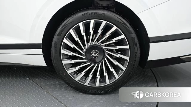 Hyundai Grandeur Hybrid (GN7) id 4407876 из Кореи 13