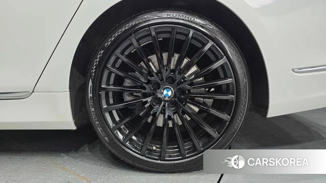 BMW 7 Series (G11) id 4225151 из Кореи 13