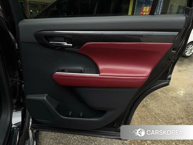 Toyota Crown Lufang id 4220850 из Китая 13