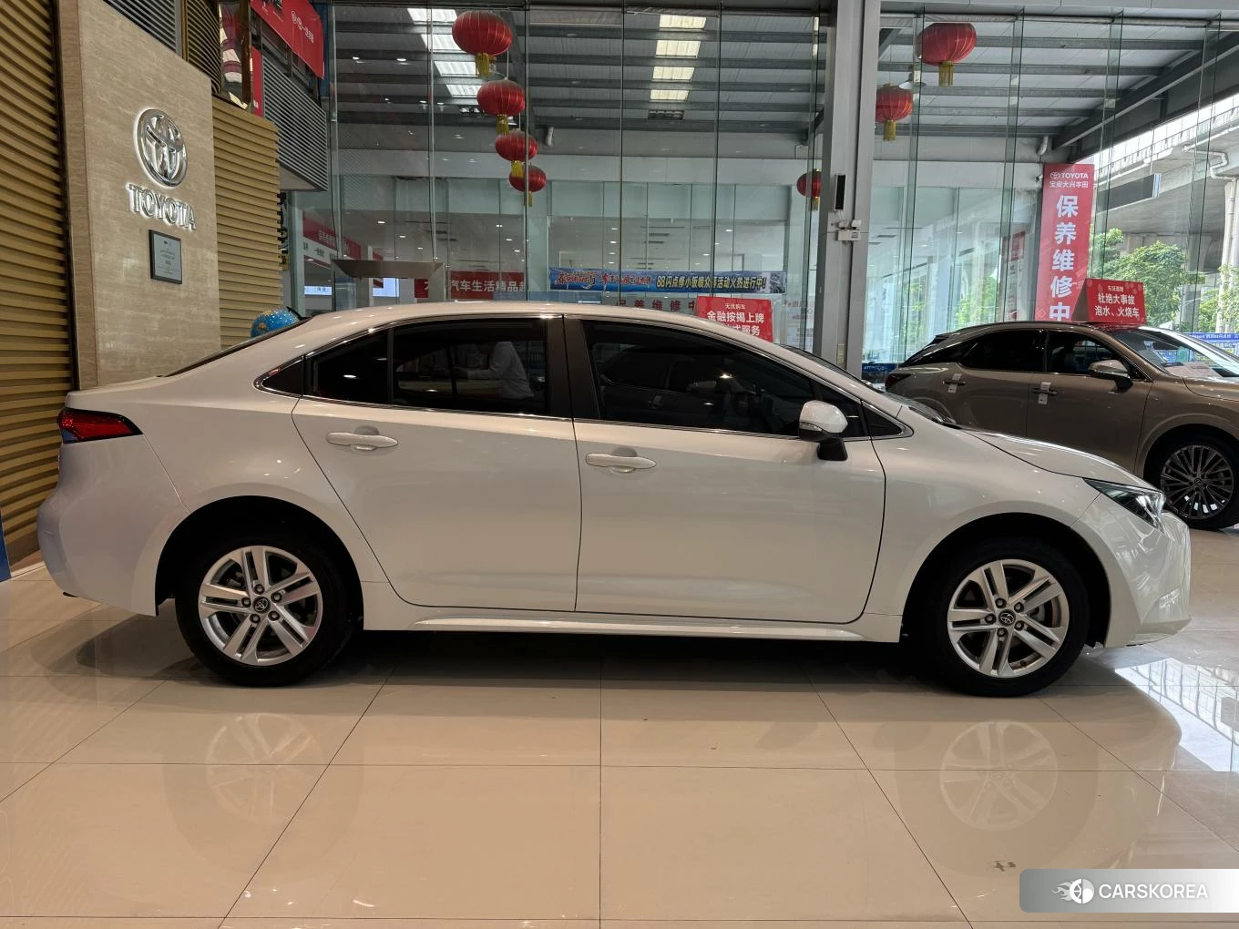 Toyota Levin id 4486527 из Китая 13