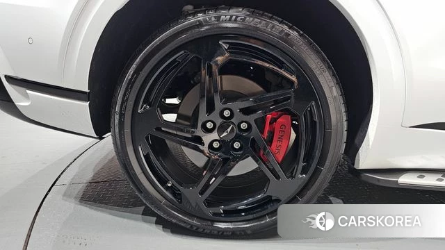 Genesis GV70 id 4571097 из Кореи 13
