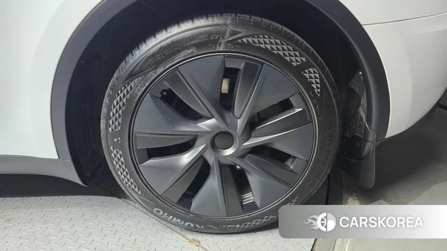 Tesla Model Y id 4635383 из Кореи 13
