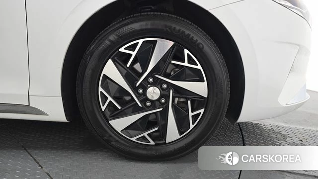 Hyundai The New Grandeur IG Hybrid id 4657166 из Кореи 13