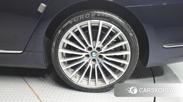 BMW 7 Series (G11) id 4496452 из Кореи 13