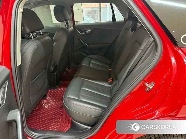 Audi Q2L id 3907879 из Китая 13