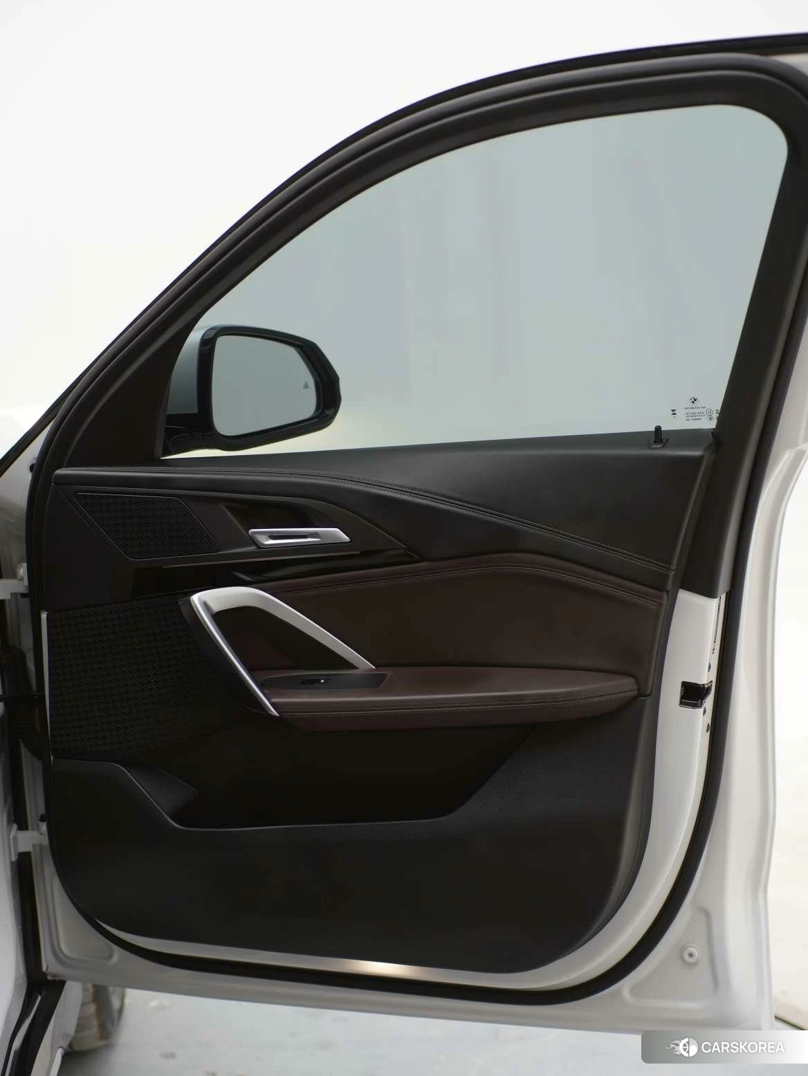 BMW X1 id 4487168 из Китая 13