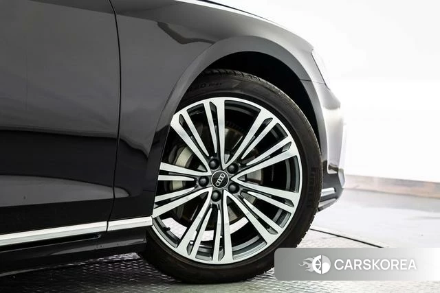 Audi A8 id 4353118 из Китая 13