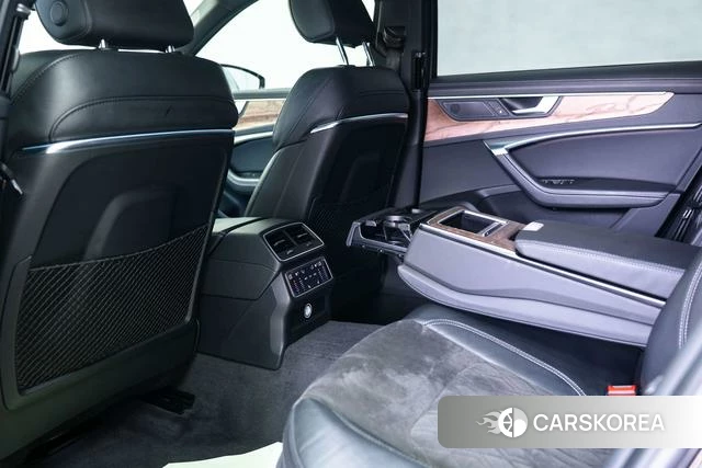 Audi A6L id 4272500 из Китая 13