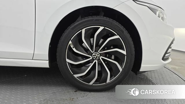 Volkswagen Golf 8th Generation id 4762651 из Кореи 13