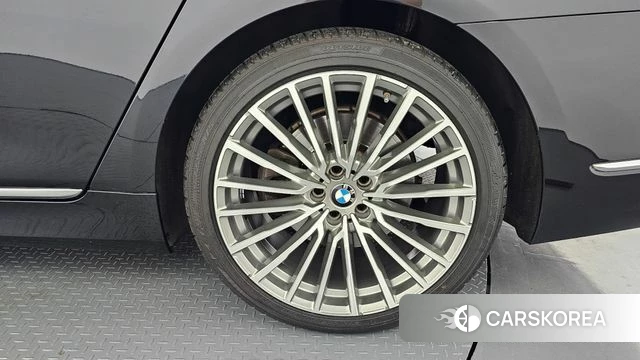 BMW 7 Series (G11) id 4501420 из Кореи 13