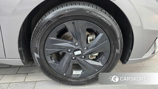 Hyundai Avante Hybrid (CN7) id 4592768 из Кореи 13