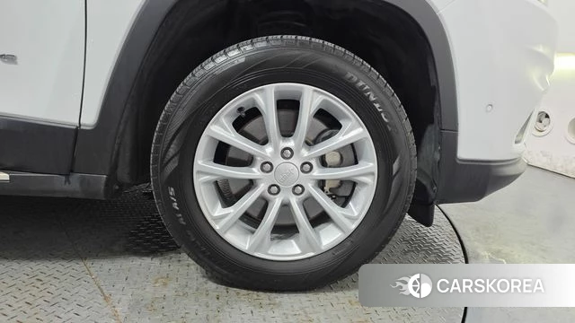 Jeep Cherokee (KL) id 4615200 из Кореи 13