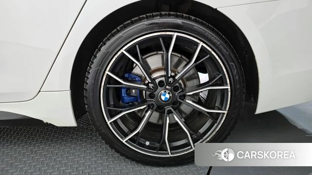 BMW 5 Series (G30) id 4318362 из Кореи 13