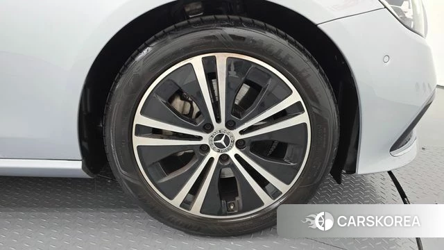 Mercedes-Benz E-Class W213 id 4646649 из Кореи 13