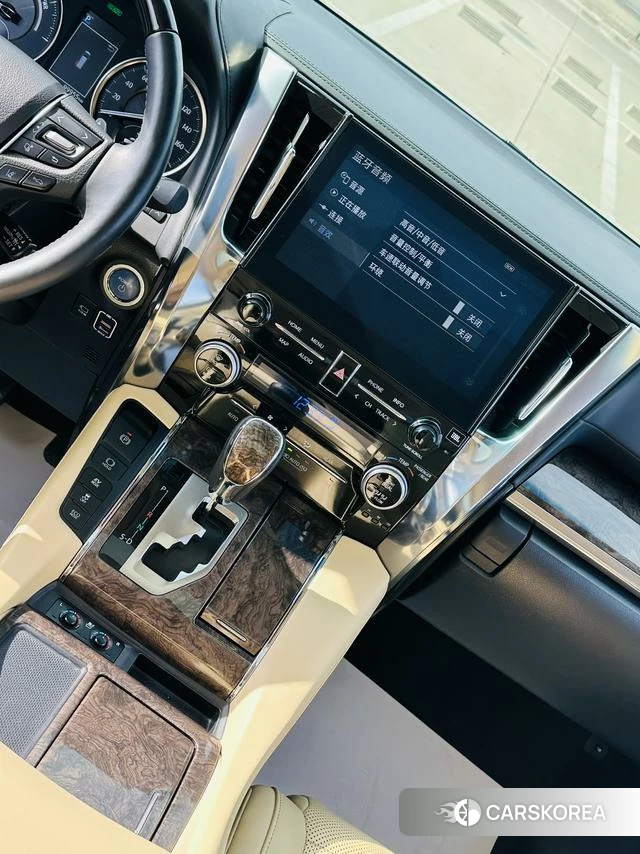Toyota Elfa id 3908354 из Китая 13