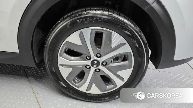 Kia Niro EV id 4550757 из Кореи 13