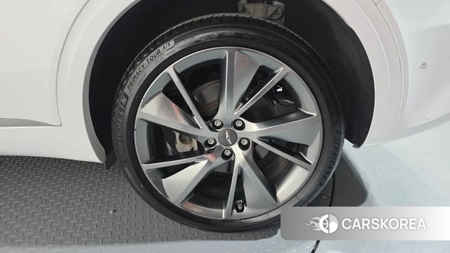 Genesis GV70 id 4202840 из Кореи 13