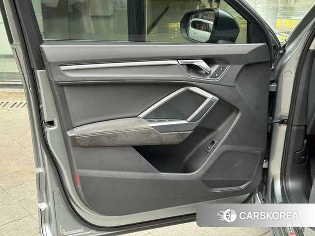 Audi Q3 Sportback id 4273081 из Китая 13
