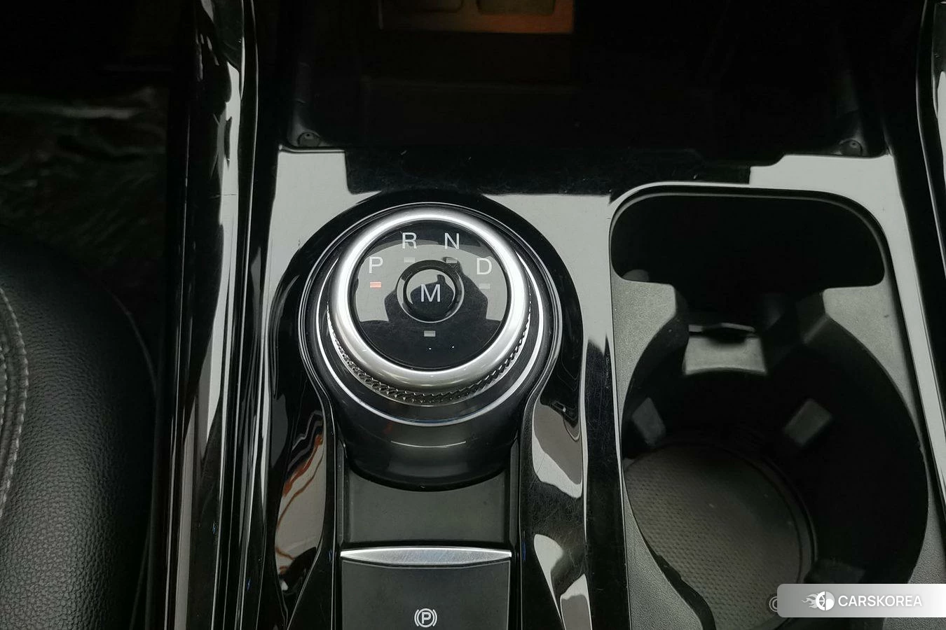 Ford Explorer id 4407264 из Китая 13