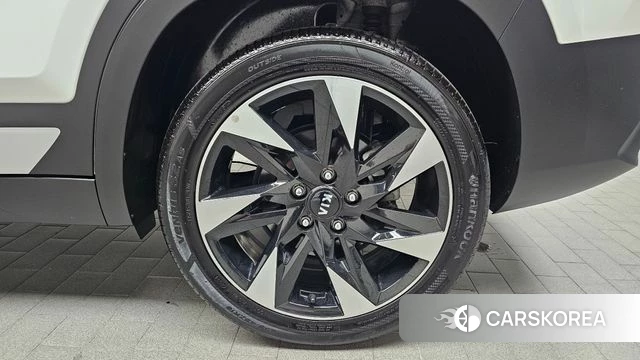 Kia Seltos id 4187718 из Кореи 13