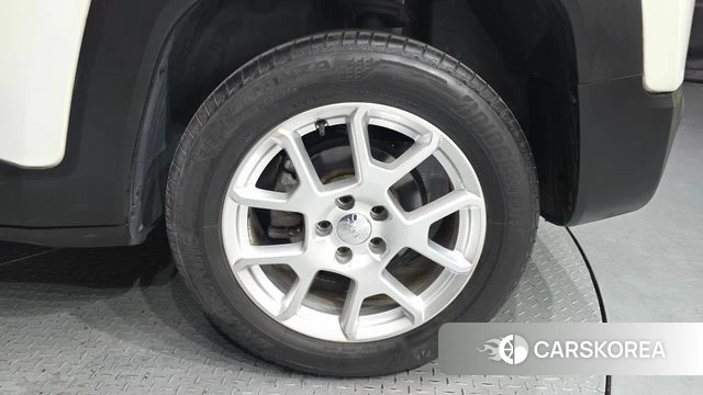 Jeep Renegade id 4434792 из Кореи 13