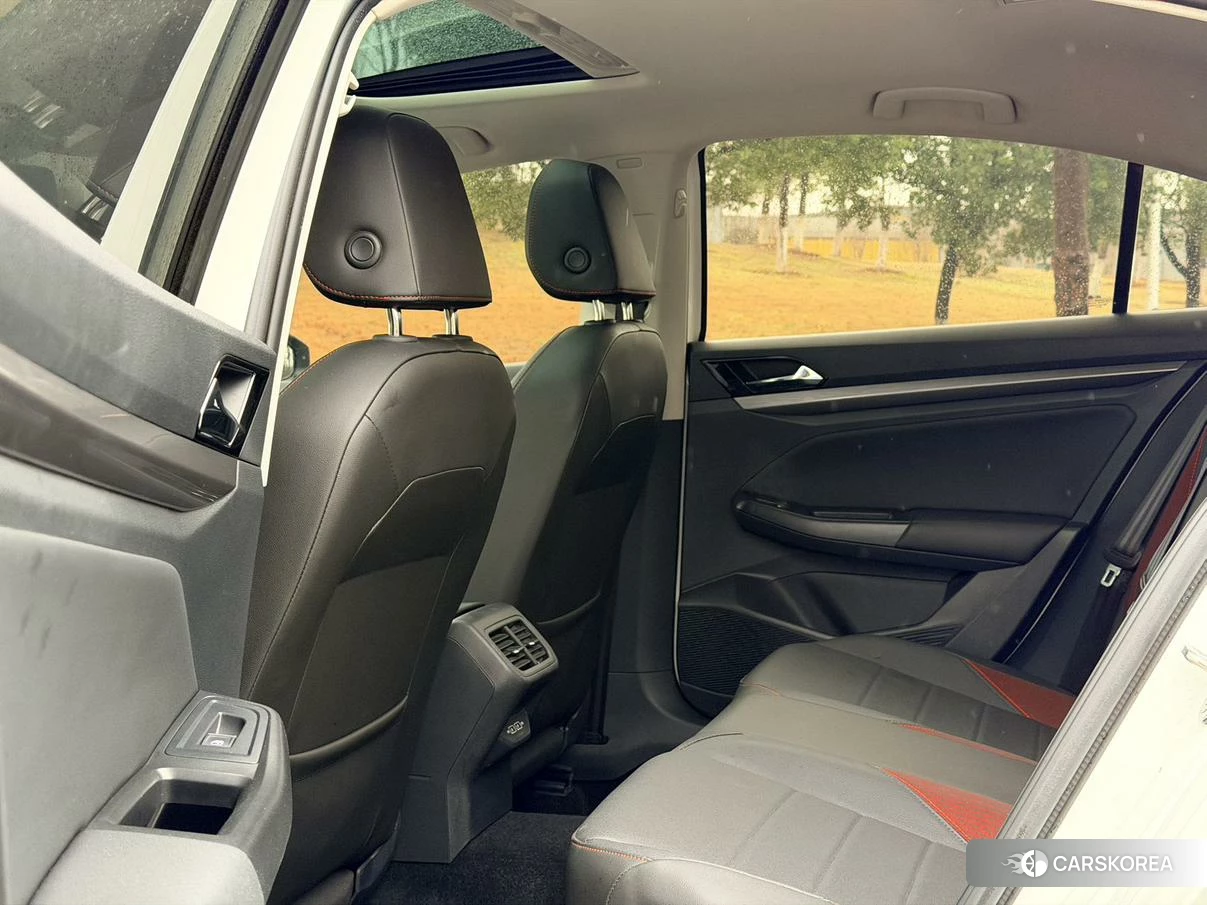 Volkswagen Bora id 4440736 из Китая 13