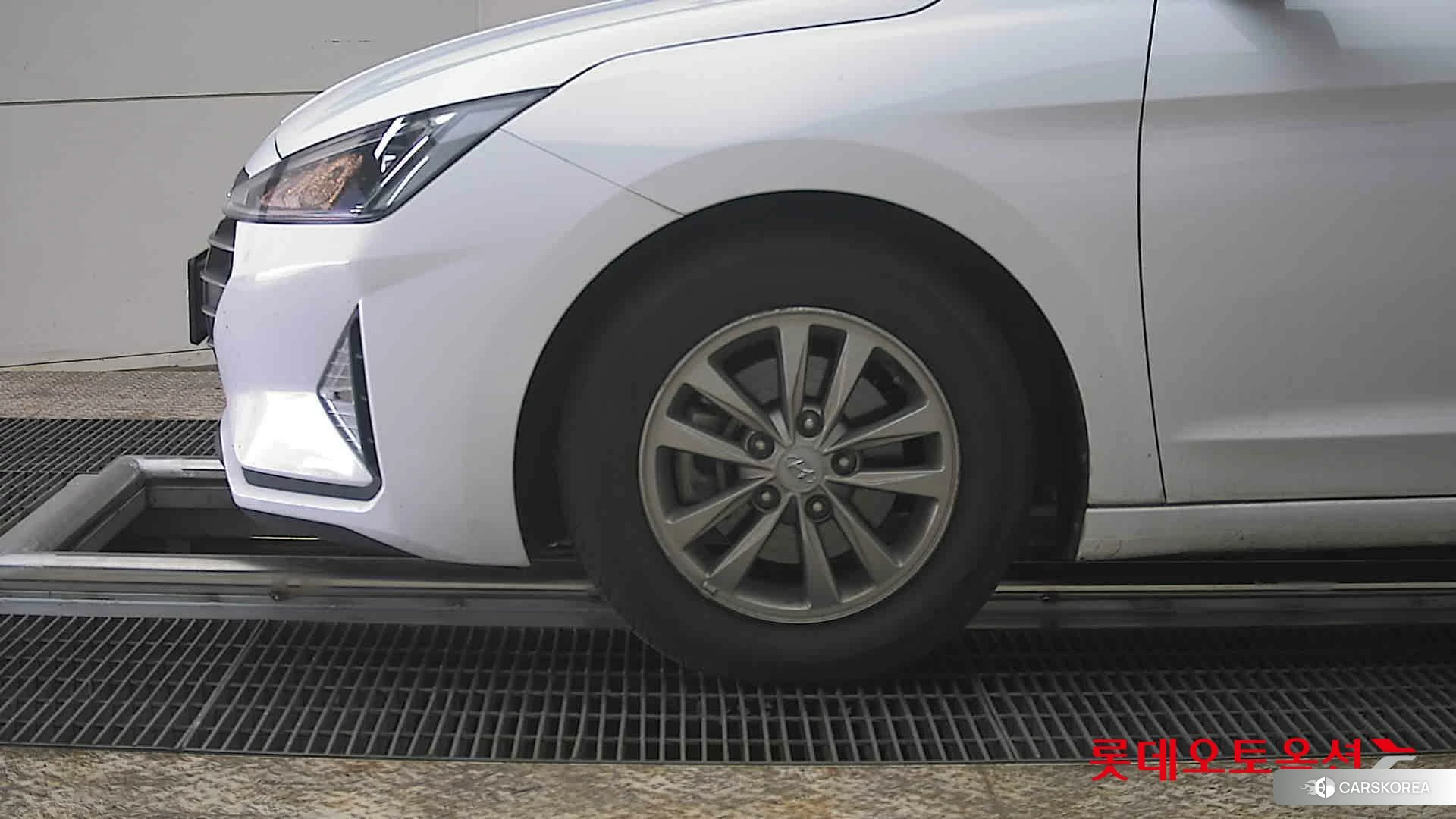 Hyundai Avante id 3875703 из Кореи 13