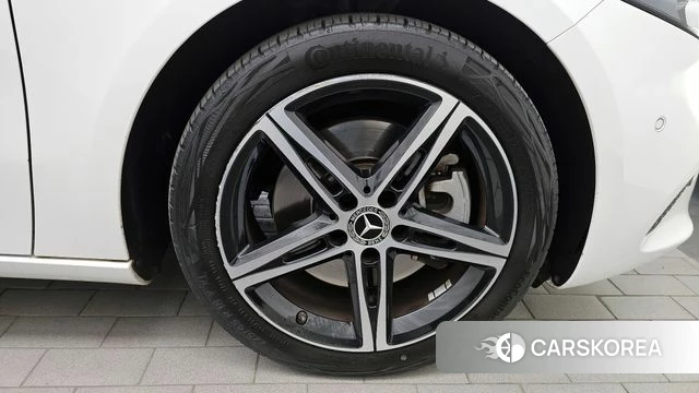 Mercedes-Benz A-Class W177 id 4356334 из Кореи 13