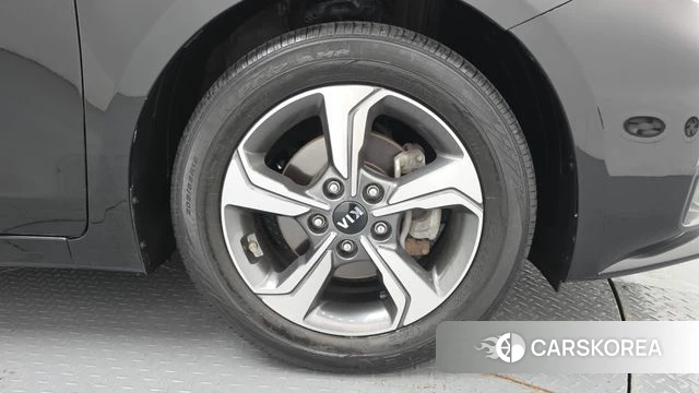 Kia Come New K3 id 4708887 из Кореи 13