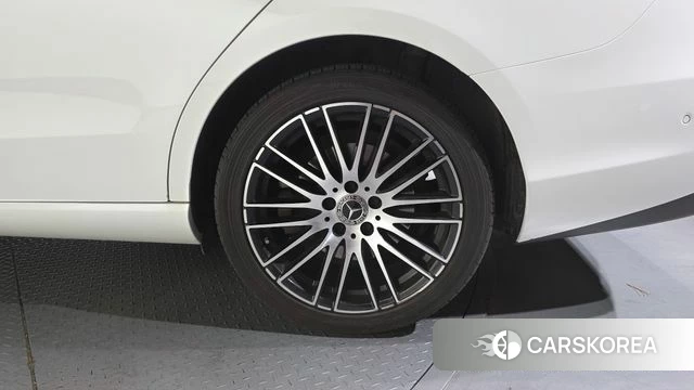 Mercedes-Benz C-Class W206 id 4541071 из Кореи 13