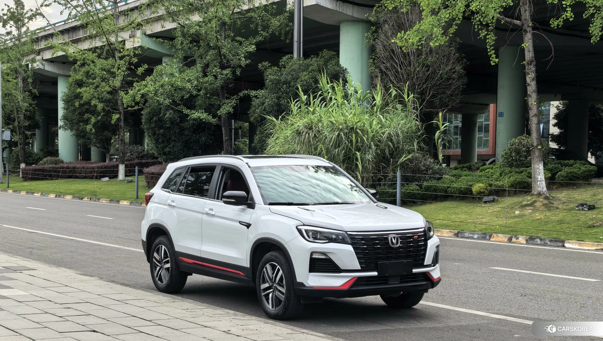 Chang'an CS75 id 4426882 из Китая 13