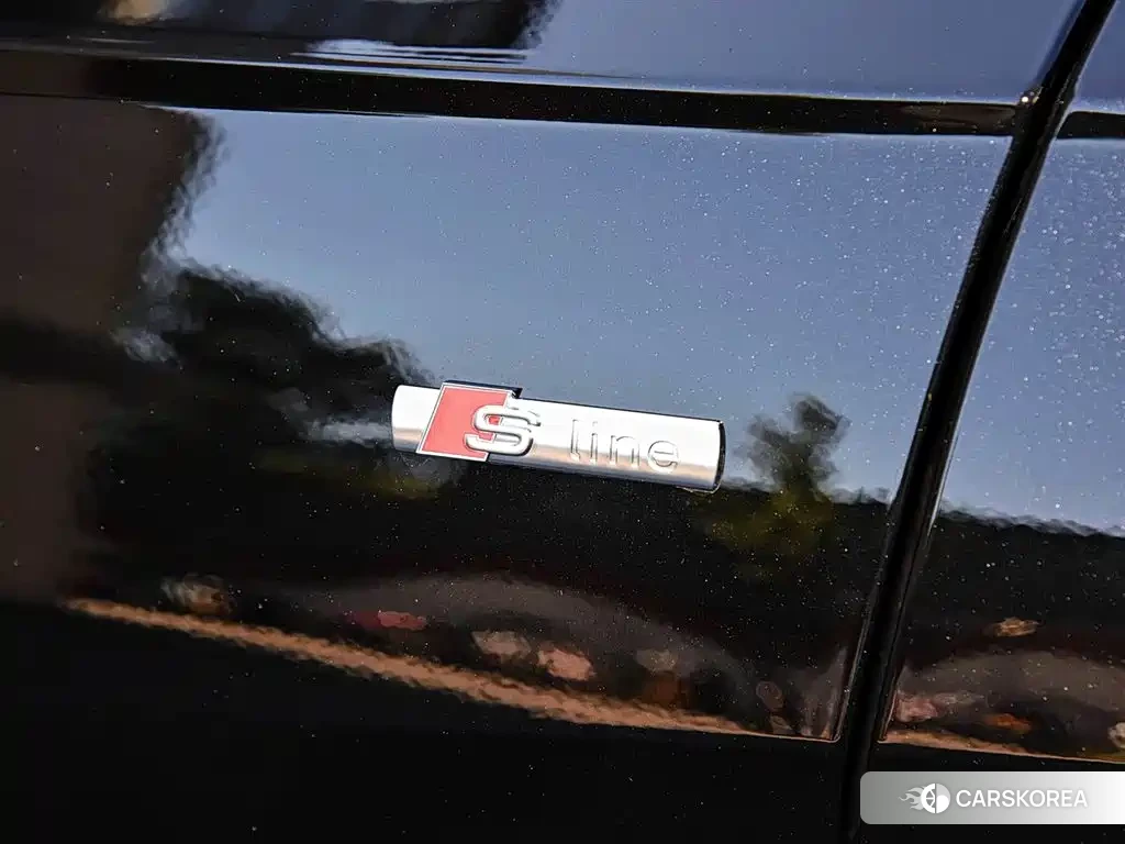 Audi A6L id 4515324 из Китая 13