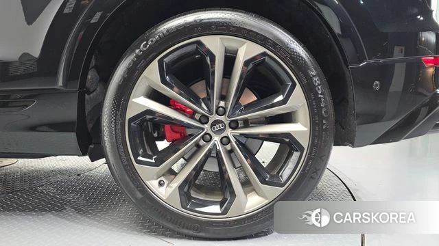 Audi Q8 (4M) id 4655458 из Кореи 13