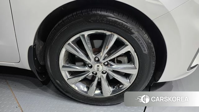 Kia The New Carnival id 4873301 из Кореи 13
