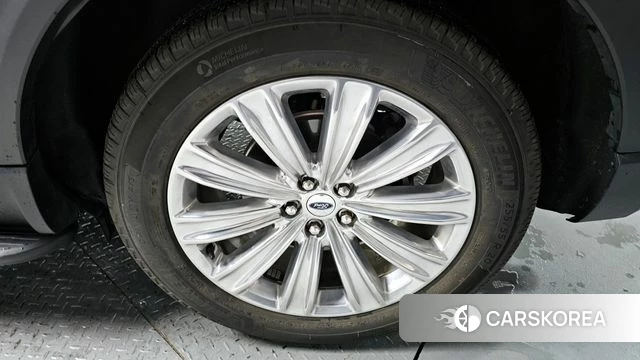 Ford Explorer 6th Generation id 4302946 из Кореи 13