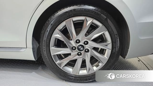 Hyundai The New Grandeur IG Hybrid id 4683989 из Кореи 13