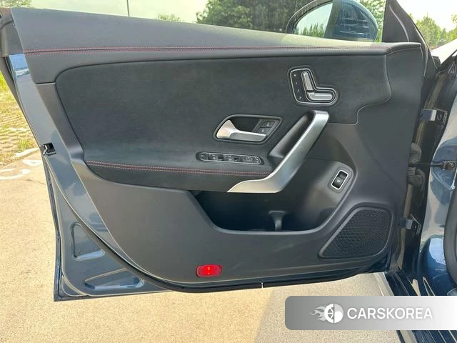 Mercedes-Benz CLA (import) id 4359640 из Китая 13