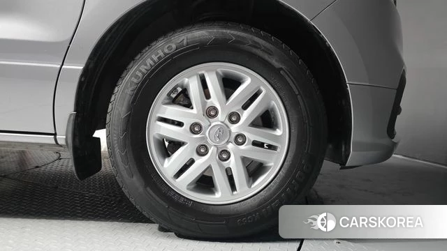 Hyundai The New Grand Starex id 4697972 из Кореи 13