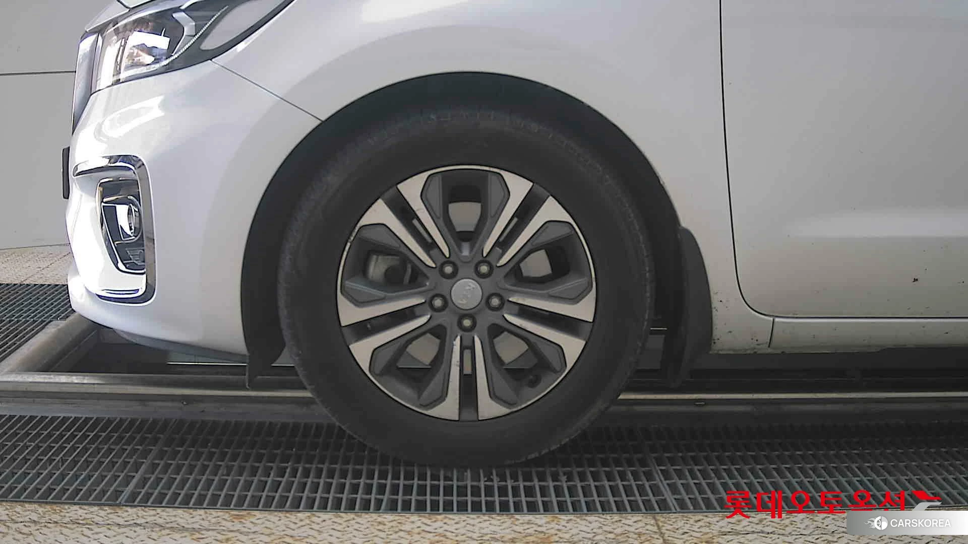 Kia Carnival id 4909240 из Кореи 13