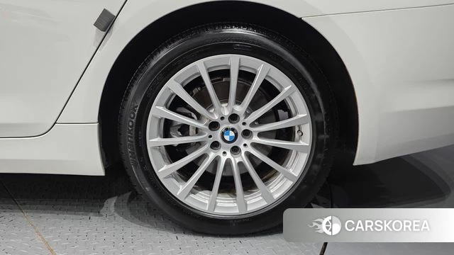 BMW 5 Series (G30) id 4708180 из Кореи 13
