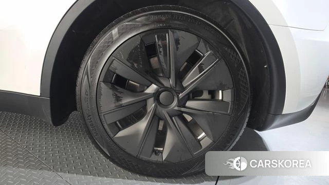 Tesla Model Y id 4710833 из Кореи 13